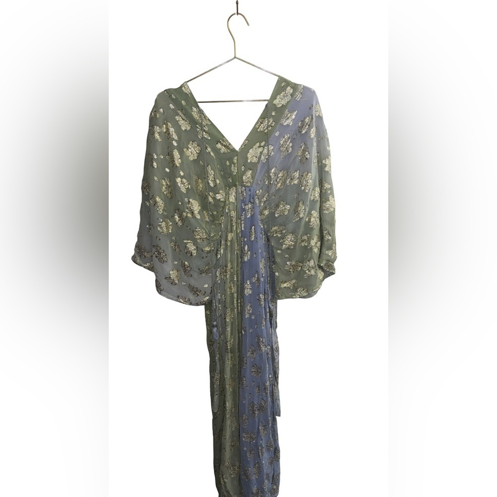 Embroidered & Beaded Foil Boho Bali Jumpsuit P2P 15” NWOT - Picture 4 of 5